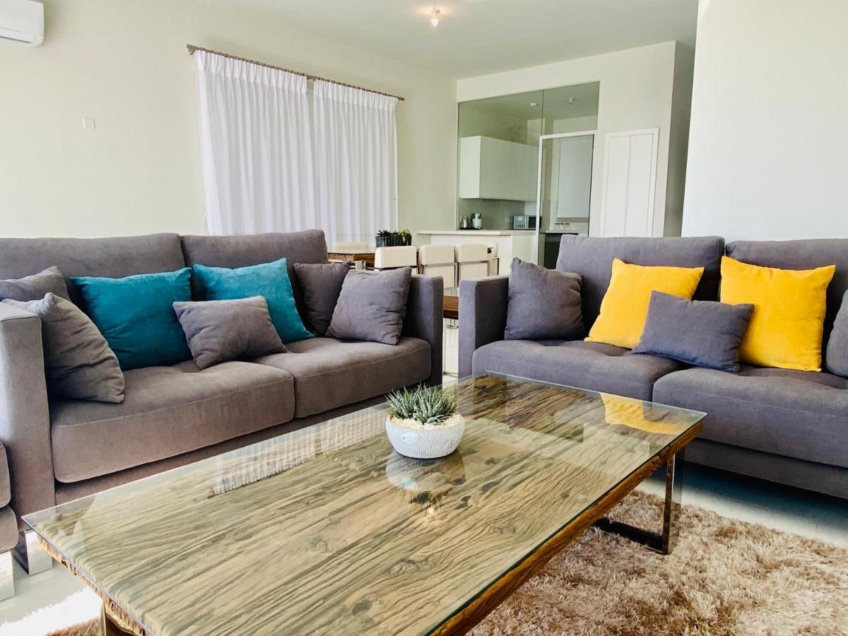 Coral Bay Beach Villa Пафос Экстерьер фото
