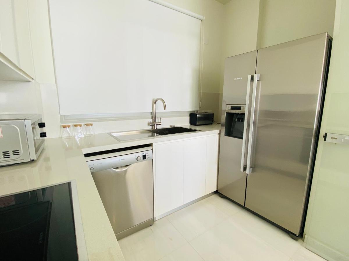 Coral Bay Beach Villa Пафос Экстерьер фото